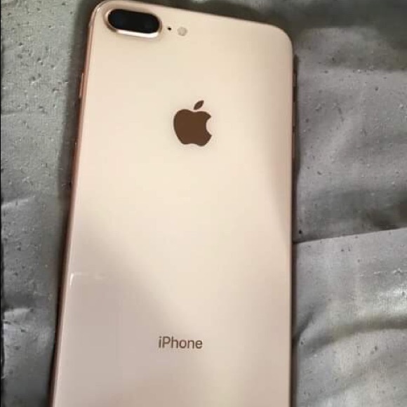 BRAND NEW UNLOCKED IPHONE 8 PLUS - Picture 2 of 2